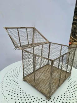 Cage à oiseaux en fer