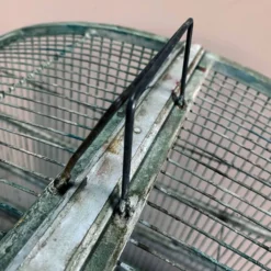 Cage à oiseaux en métal patiné vert