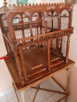 Cage à oiseaux victorienne en bois
