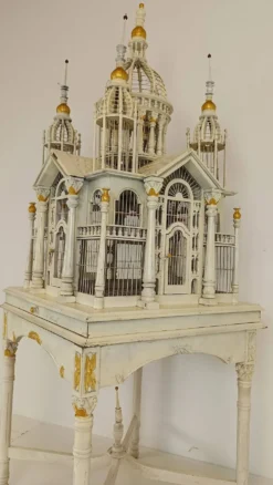 Cage à oiseaux victorienne française du milieu du siècle