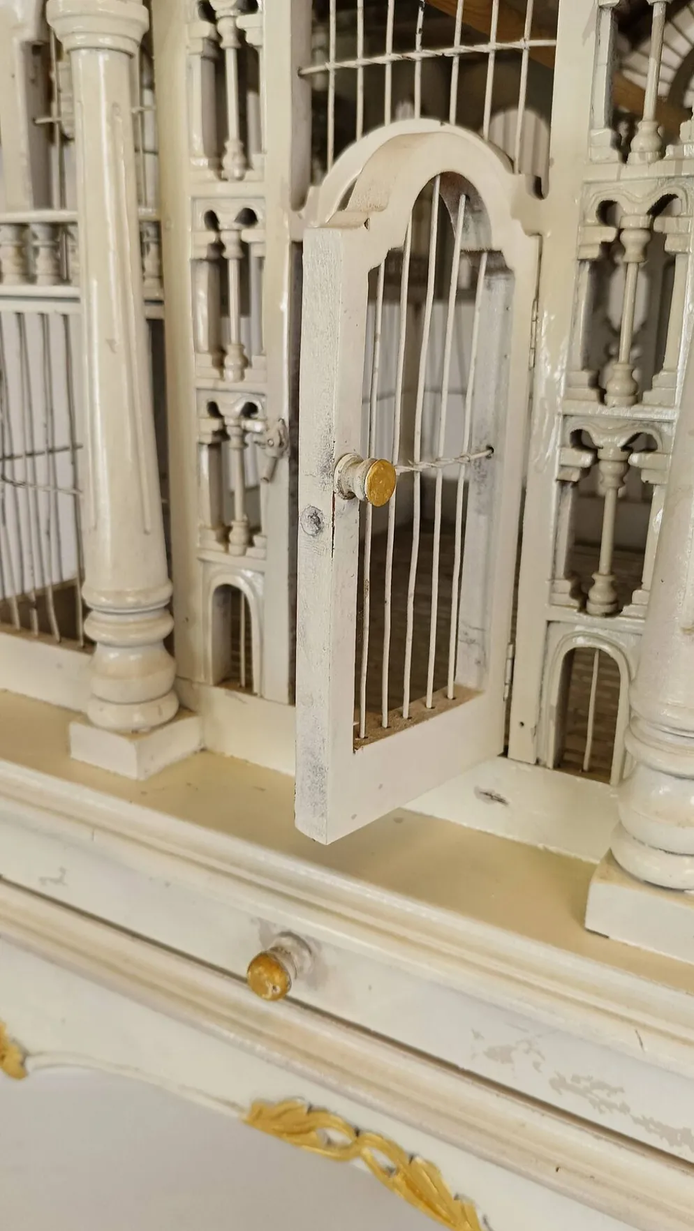 Cage à oiseaux victorienne française du milieu du siècle