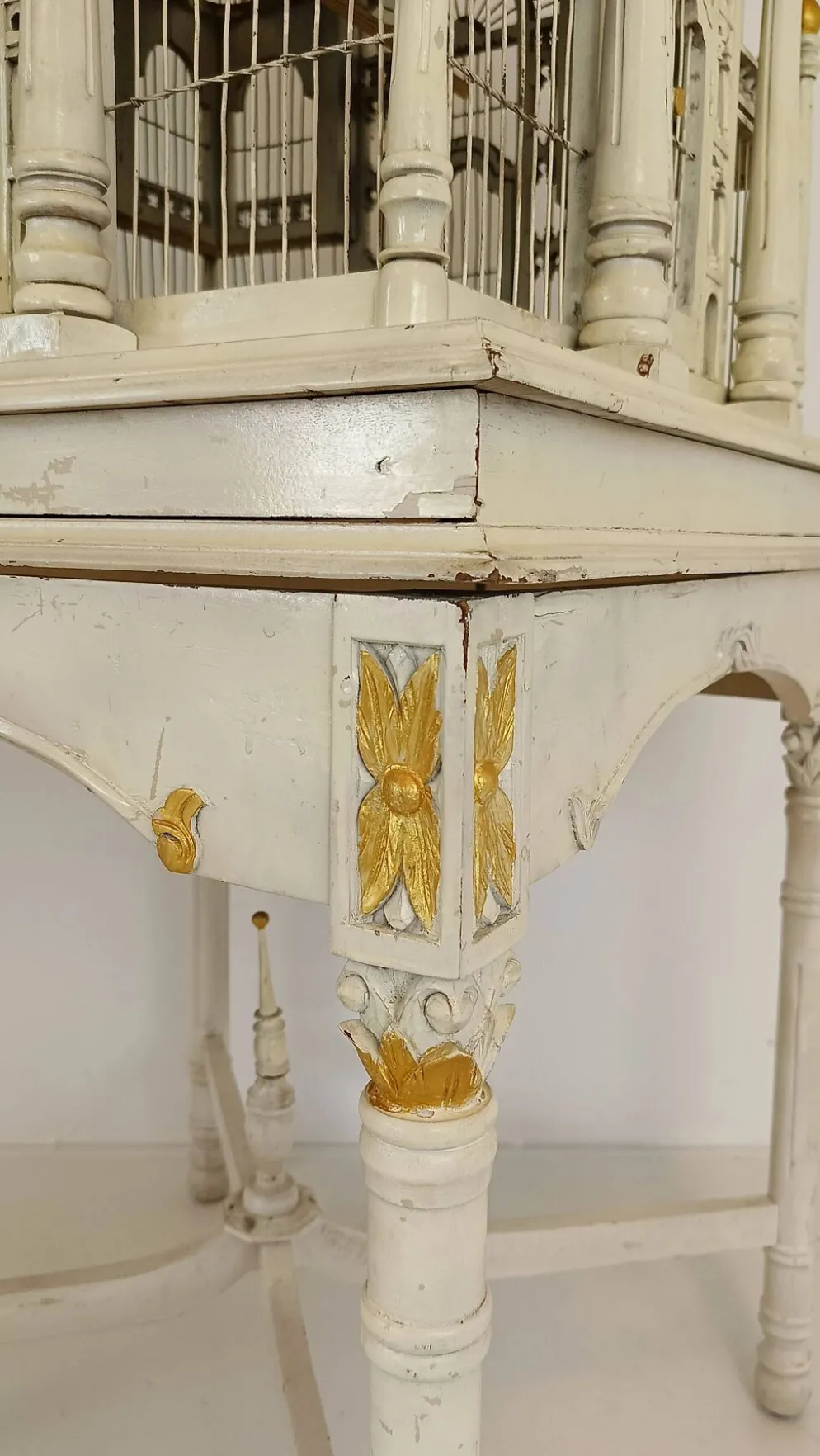 Cage à oiseaux victorienne française du milieu du siècle