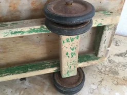 Camion benne ancien en bois