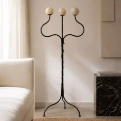 Candelabre de sol en fer forgé sculptural, forgé à la main, années 1990–2000