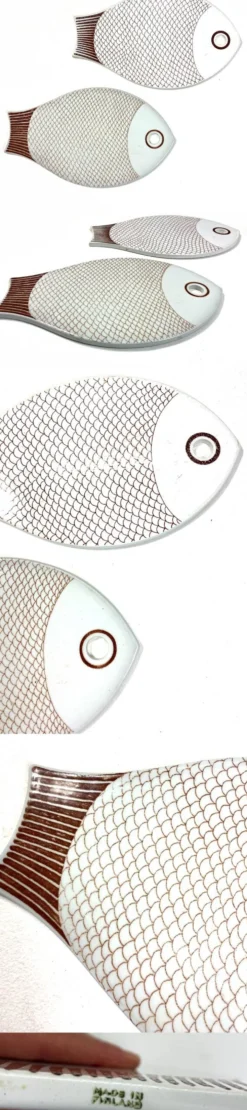 2 Carreaux de trivet vintage rétro d'Arabie Finlande avec motif de poisson, assiette de fromage, planche à découper des années 1950.
