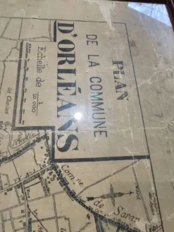 Carte ancienne Orléans sous cadre vitré