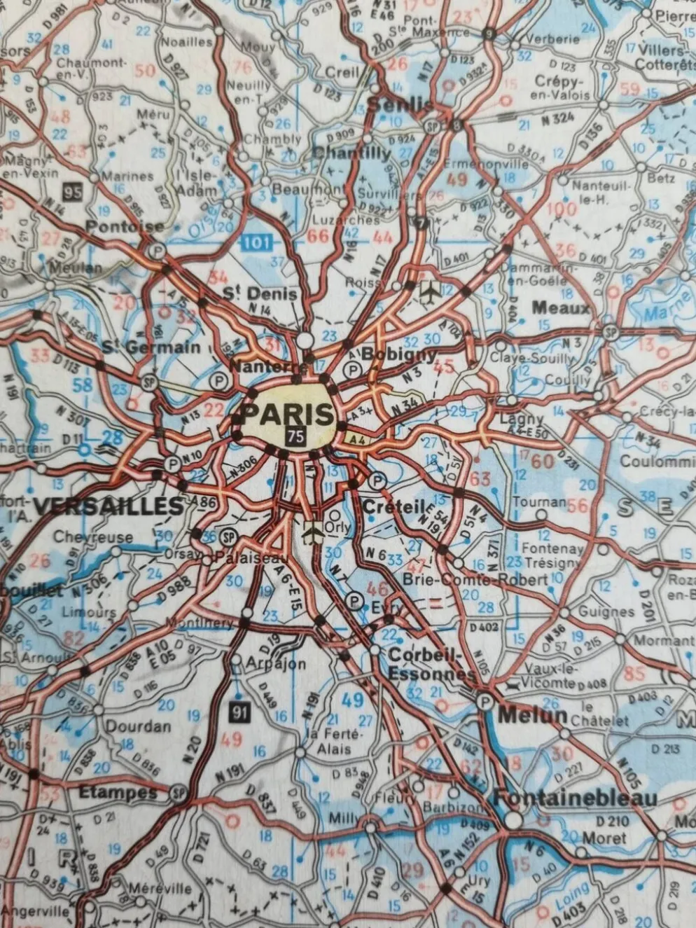 Carte routière "Michelin" vintage années 80 encadrée, 111 cm x 100 cm