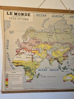 Carte solaire de géographie ancienne 1960