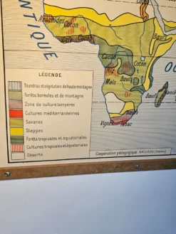Carte solaire de géographie ancienne 1960