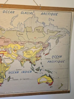 Carte solaire de géographie ancienne 1960