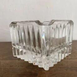 Cendrier carré en cristal épais années 70-80
