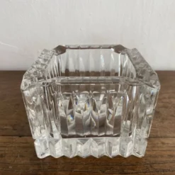 Cendrier carré en cristal épais années 70-80
