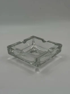 Cendrier carré vintage en verre transparent