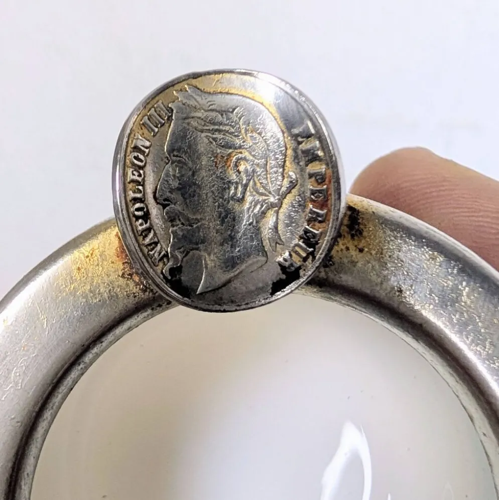 Cendrier de poche Napoléon III en opaline et métal