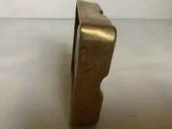 Cendrier en bronze martelé