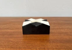 Cendrier en céramique repro Bauhaus moderne par Vlastislav Hofman pour Modernista
