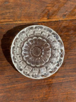 Cendrier en verre classique rosace D13