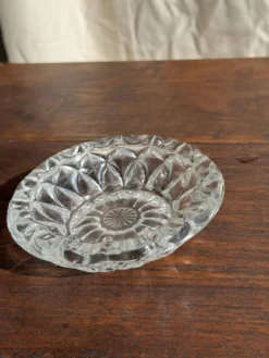 Cendrier en verre classique rosace D13