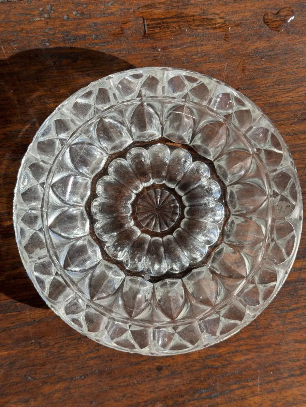 Cendrier en verre classique rosace D13