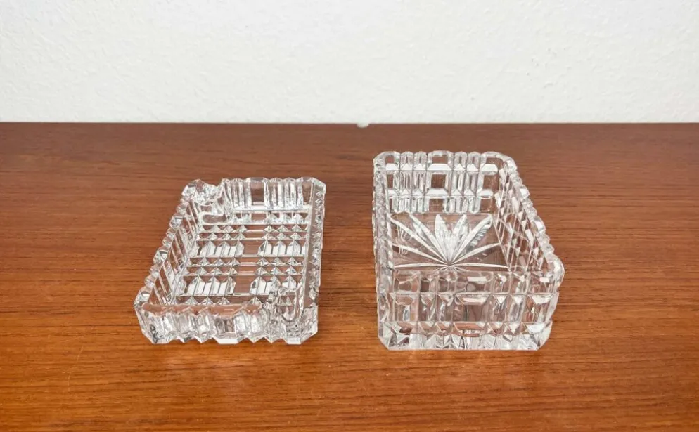 Cendrier en verre cristal empilable et boîte de style mid-century moderne de Julia, Pologne, années 1960, ensemble de 2.
