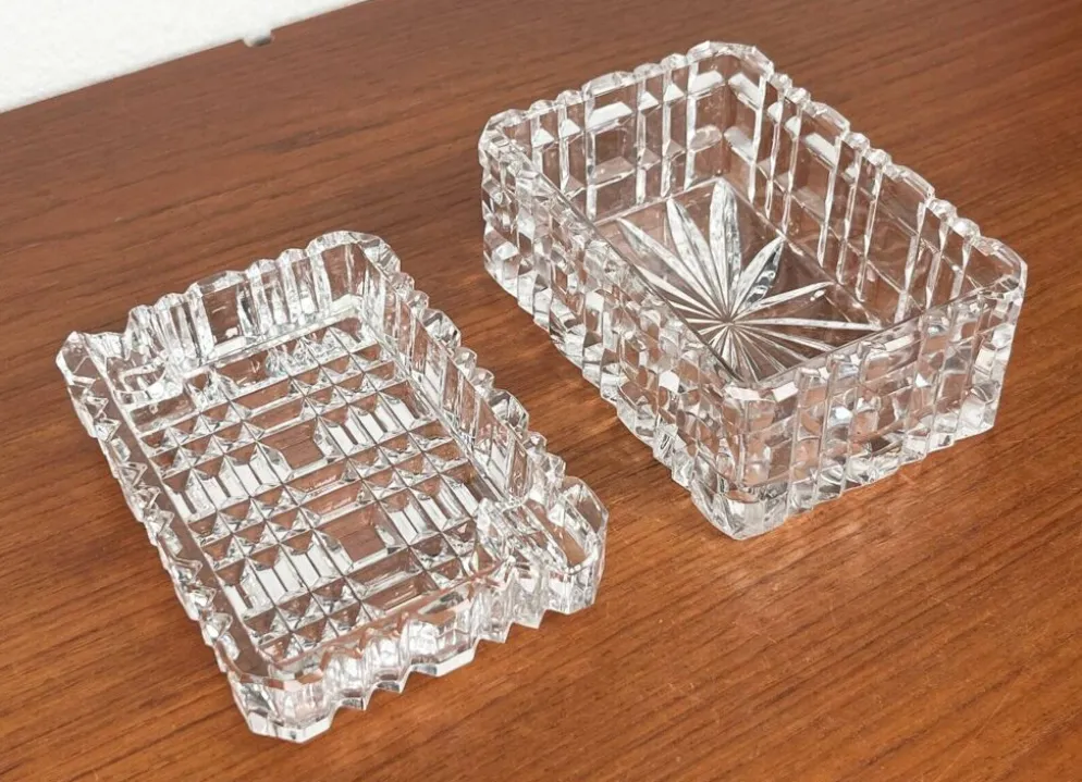 Cendrier en verre cristal empilable et boîte de style mid-century moderne de Julia, Pologne, années 1960, ensemble de 2.