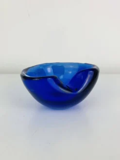 Cendrier en verre soufflé Murano, bleu, vintage
