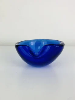 Cendrier en verre soufflé Murano, bleu, vintage