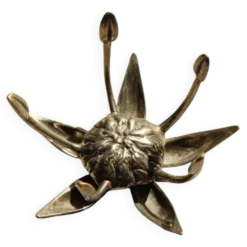 Cendrier fleur vintage en laiton
