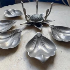 Cendrier fleur vintage pétales amovibles