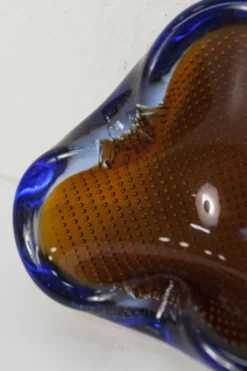 Cendrier Murano verre bullé orange bleu et transparent 1960