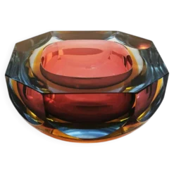 Cendrier octogonal multi-facettes en verre de Murano à uranium par Flavio Poli, années 1960