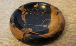 Cendrier rond vintage en marbre italien Portor noir et doré