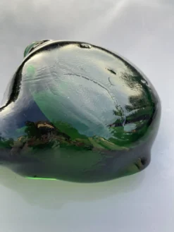 Cendrier sculptural en verre vert émeraude