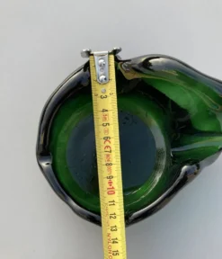 Cendrier sculptural en verre vert émeraude