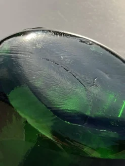 Cendrier sculptural en verre vert émeraude
