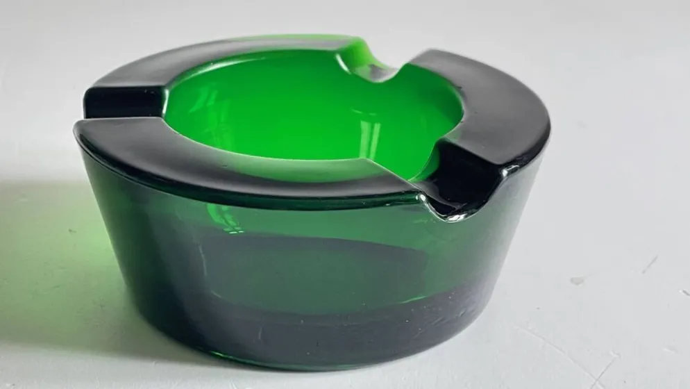 Cendrier verre vert vintage