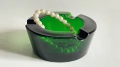 Cendrier verre vert vintage