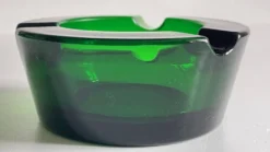 Cendrier verre vert vintage