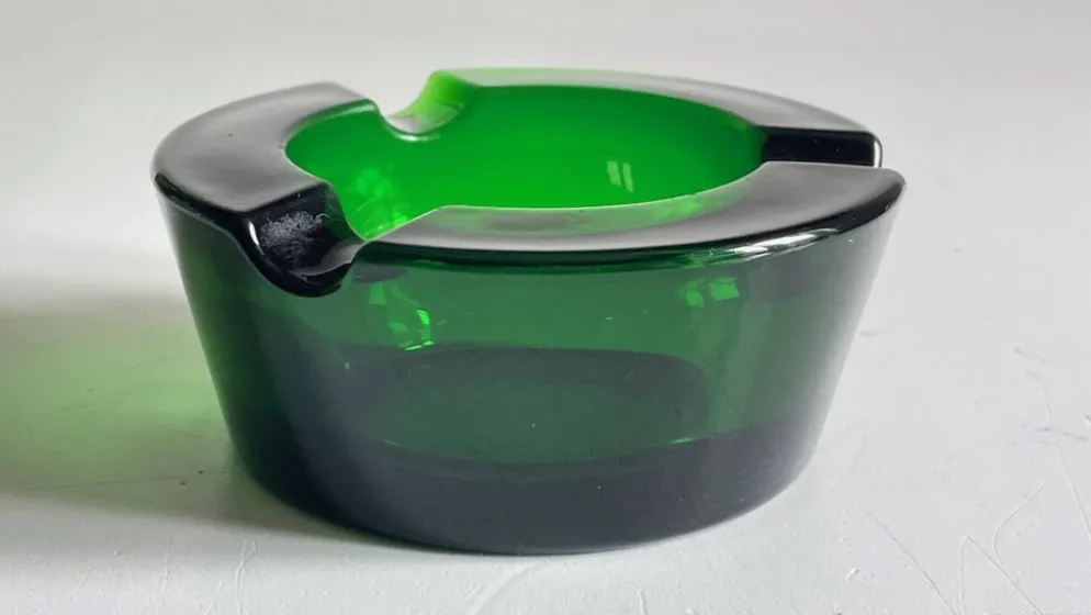 Cendrier verre vert vintage