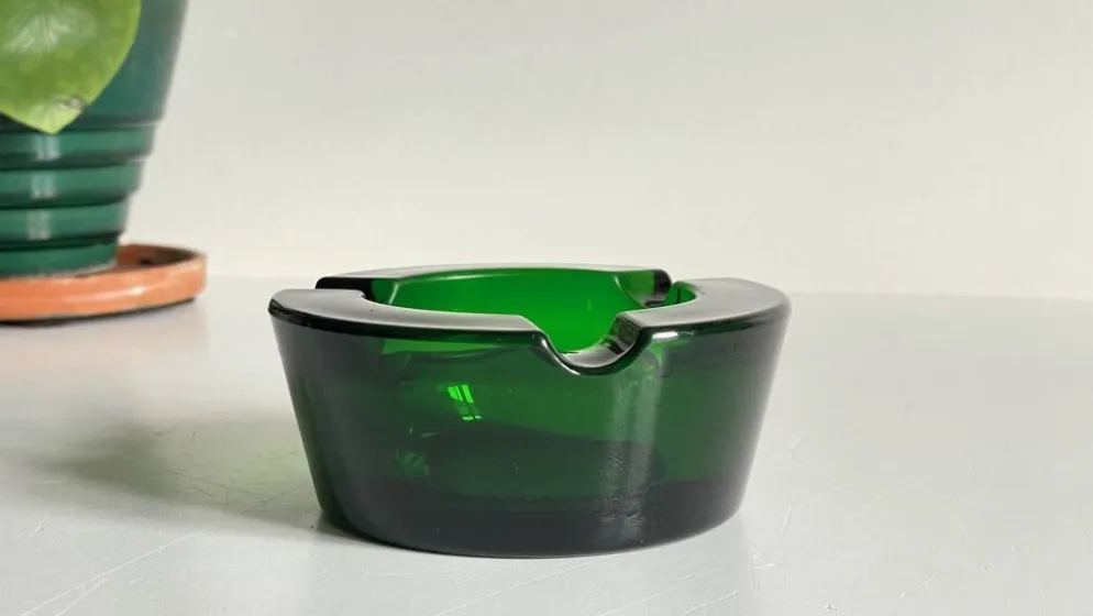 Cendrier verre vert vintage