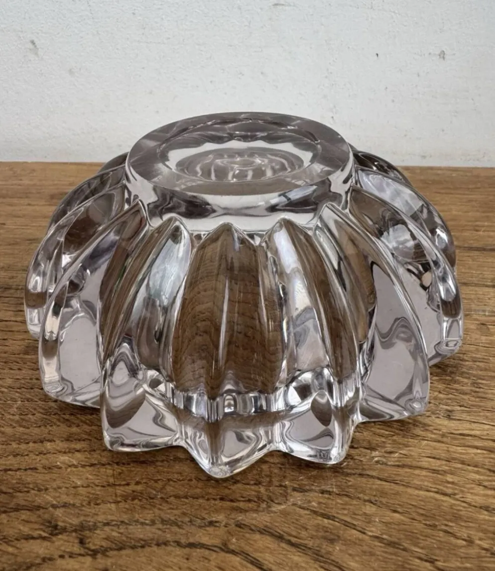 Cendrier / Vide-poche Art Déco violet verre moulé Modèle étoile Pierr