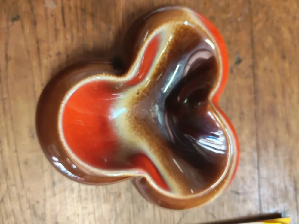 Cendrier vide poche en céramique midcentury