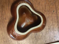 Cendrier vide poche en céramique midcentury
