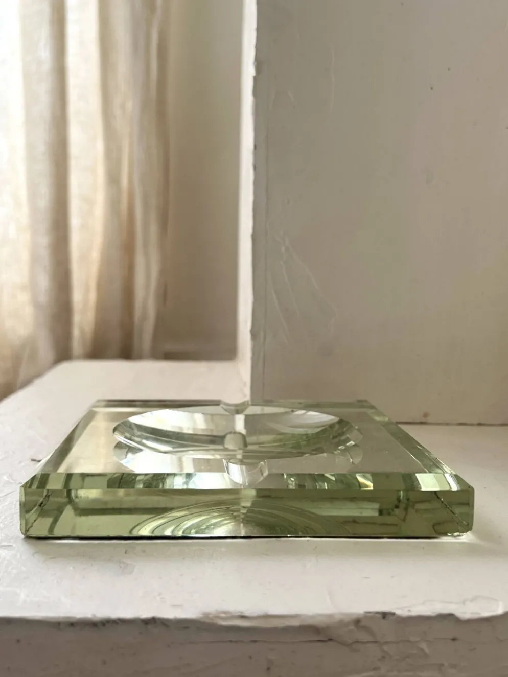 Cendrier vide-poche moderniste en verre et miroir, Jean Luce