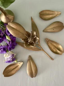 Cendrier vintage en laiton en forme de fleur