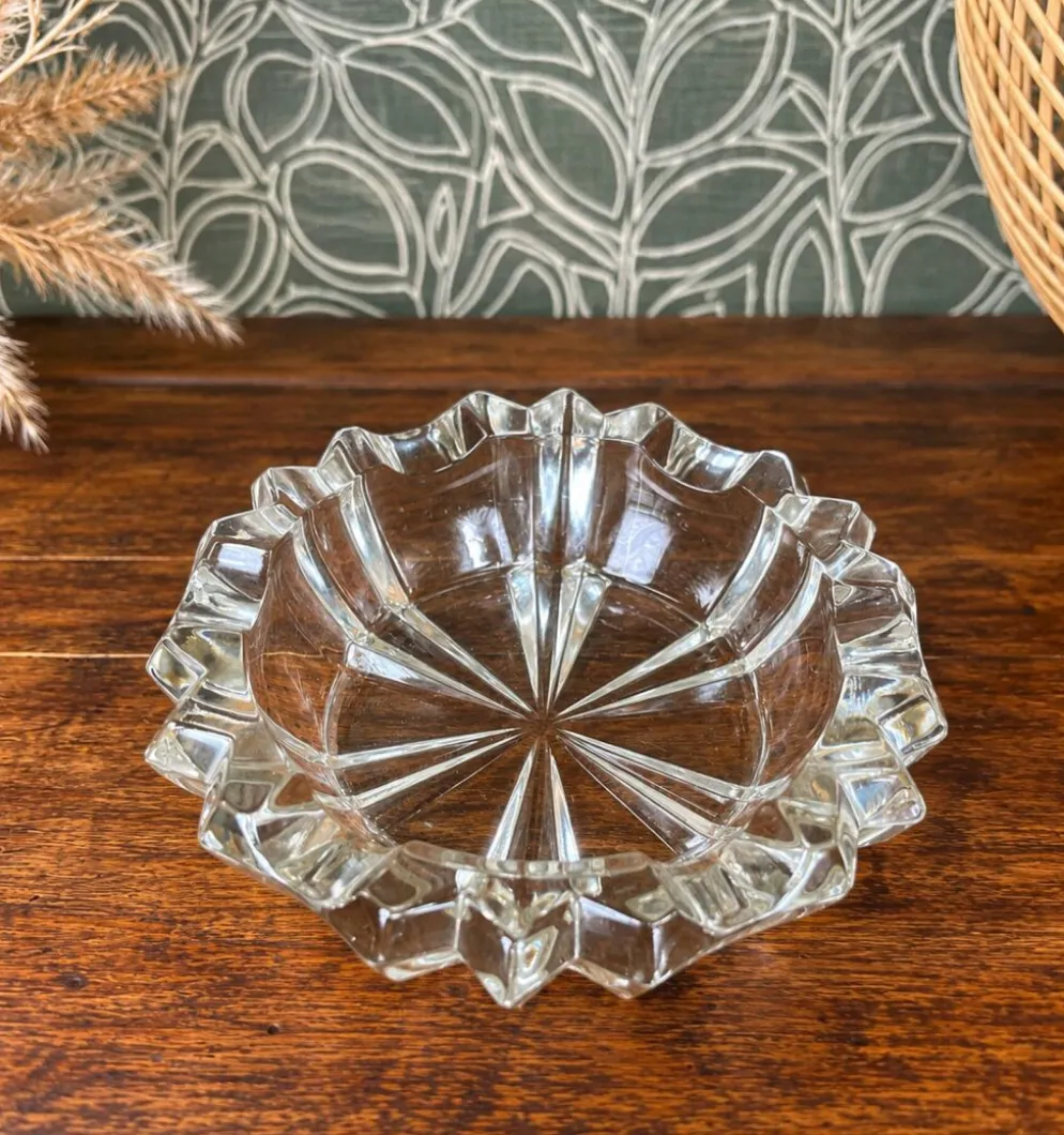 Cendrier vintage en verre transparent à décor étoilé