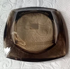 Cendrier vintage Luminarc années 60/70 en verre fumé