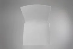 Chaise blanche design du 21e siècle, Belgique