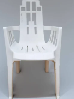 Chaise Boston empilable en plastique par Pierre Paulin pour Henry Massonnet années 1980