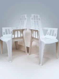 Chaise Boston empilable en plastique par Pierre Paulin pour Henry Massonnet années 1980